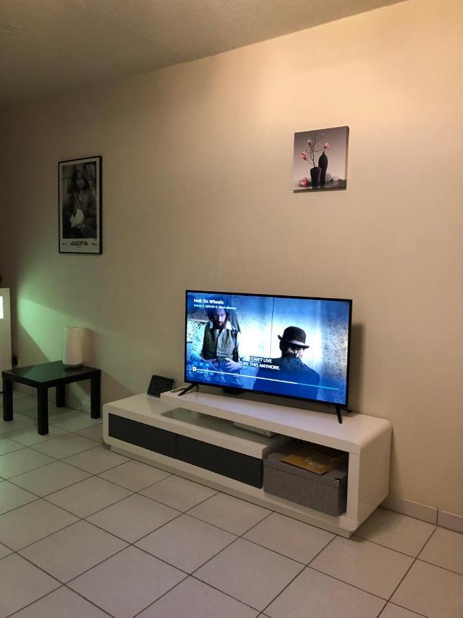 Appartement Au Calme Nature Et Centre Ville 坎佩尔 外观 照片